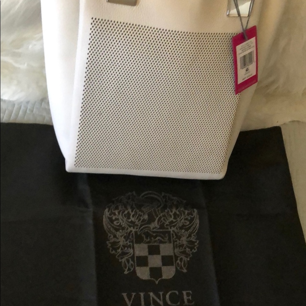 VINCE CAMUTO LEATHER TOTE - Picture 5 of 8